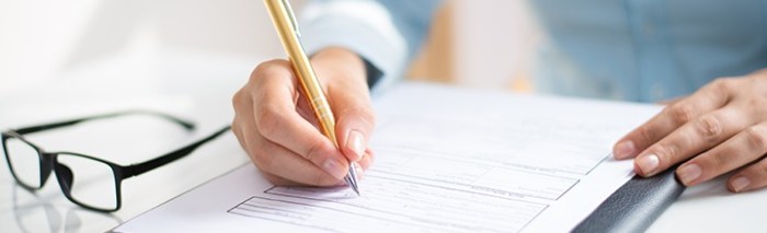 Online mobile banking banner hi-res stock photography and images - Alamy Online Clothing Stores